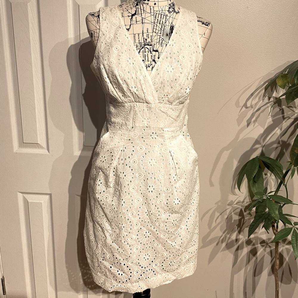 🎯NWOT Michael Kors Eyelet Floral shift sheath Pleated pinstriped coastal Dress 8
